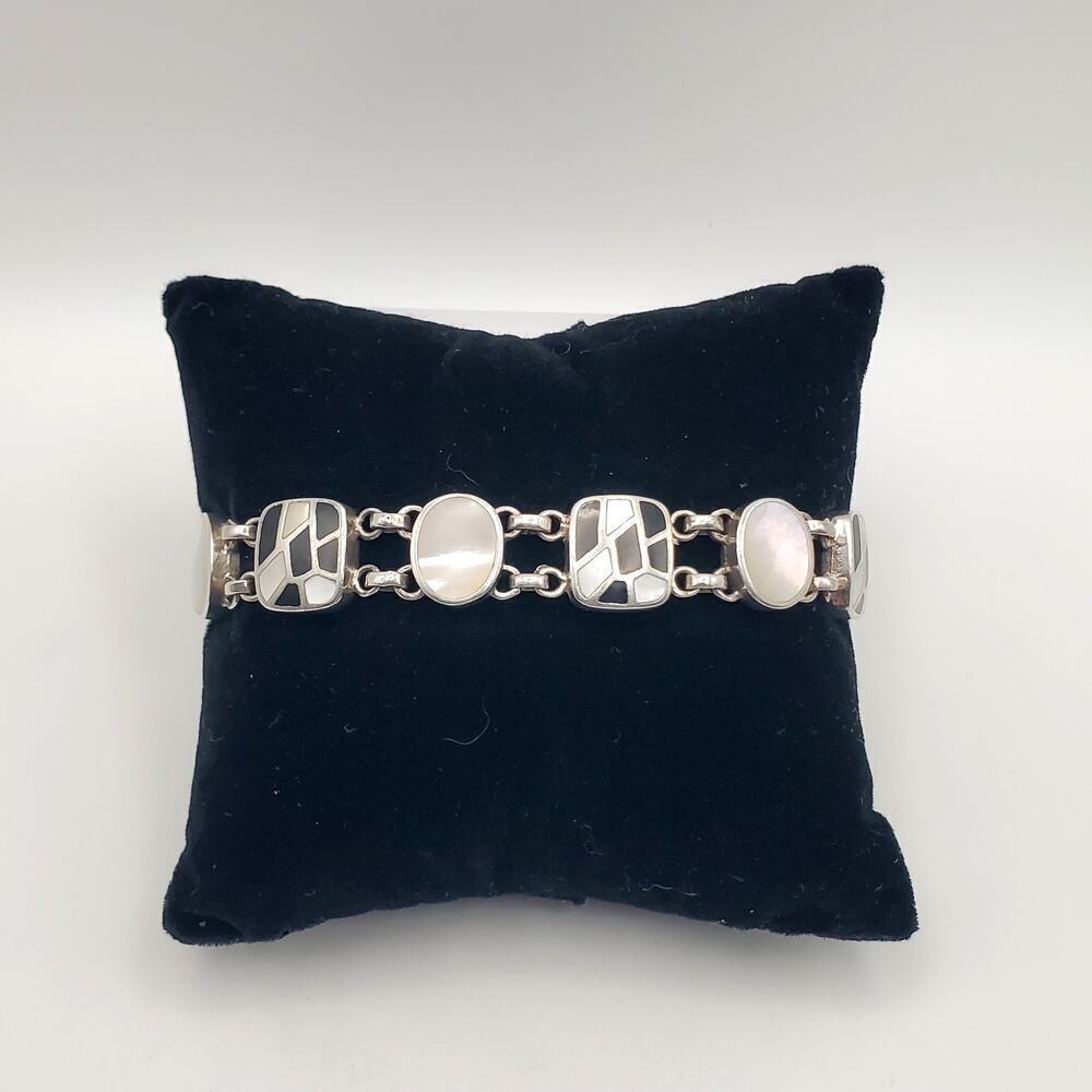 Vintage Sterling Silver 925 MOP & Onyx Inlay Toggle Bracelet 7.5"
